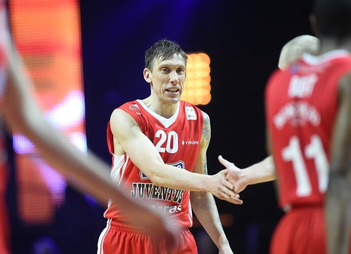 D.Šalenga vers naują gyvenimo puslapį (Matas Baranauskas, Fotodiena.lt)
