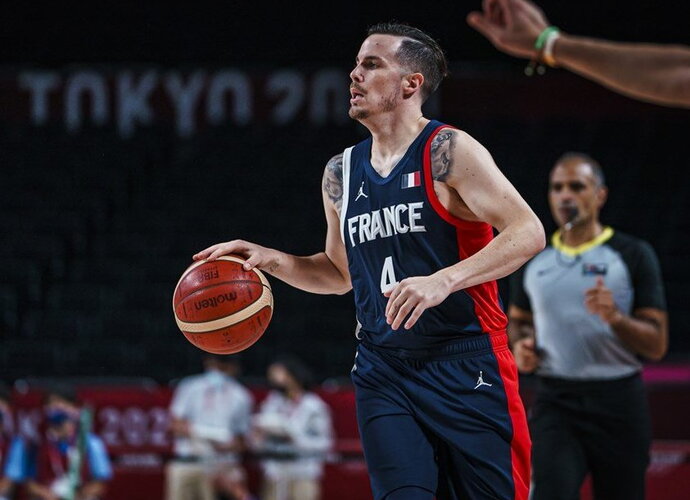 Prancūzai tvirtai žengė į ketvirtfinalį (FIBA nuotr.)