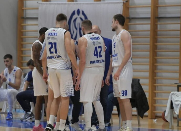 Dž.Slavinskas tvirtai startavo Serbijoje