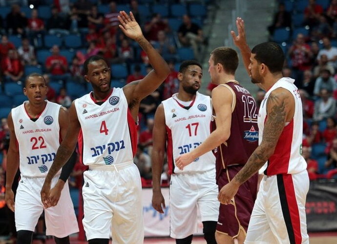 „Hapoel“ susitvarkė su „Lietkabeliu“ (FIBA Europe nuotr.)