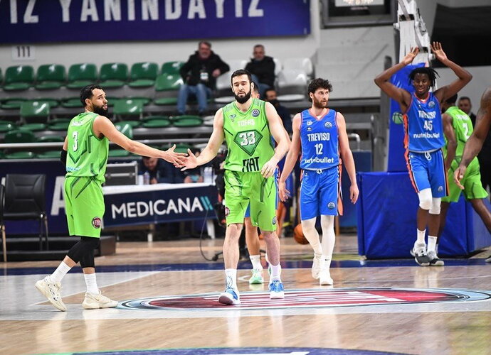 E.Žukauskas yra vienintelis pasirodymą turnyre tęsiantis lietuvis (FIBA Europe nuotr.)