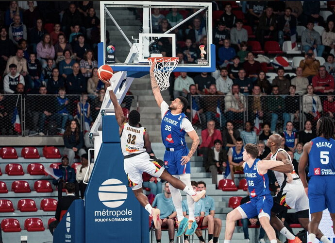 M.Dossou-Yovo debiutuos Eurolygoje (FIBA nuotr.)
