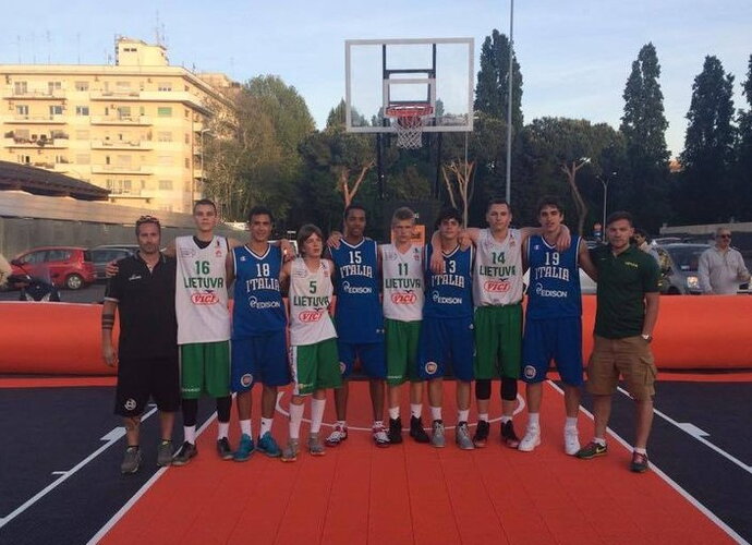 Finale lietuviai nusileido Italijos vaikinams