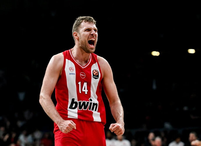A.Vezenkovas vėl žibėjo (Euroleague.net)