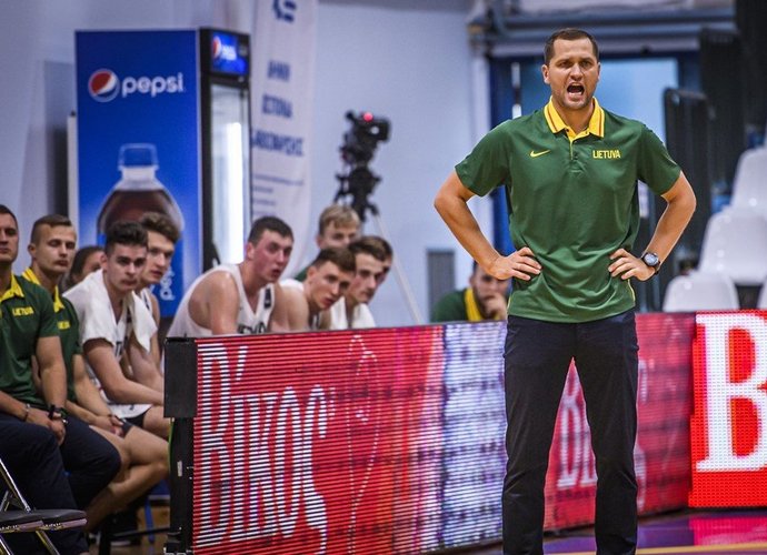 T.Gaidamavičius treniruos dvidešimtmečius (FIBA Europe nuotr.)