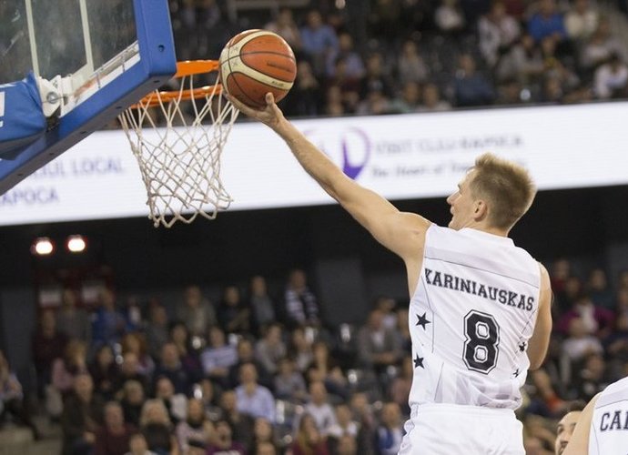 V.Kariniauskas norėtų žaisti Lietuvoje ir vėl (FIBA Europe nuotr.)