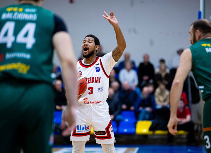 C.Youngas buvo tarp pergalės kalvių (Foto: Lukas Šeputis)