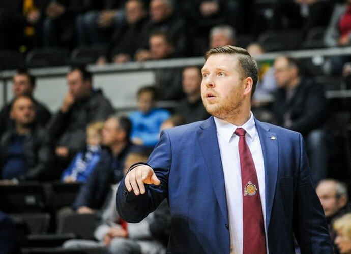 G.Petrauskas gyrė auklėtinius už užsivedimą (Domantas Pipas, Fotodiena.lt)