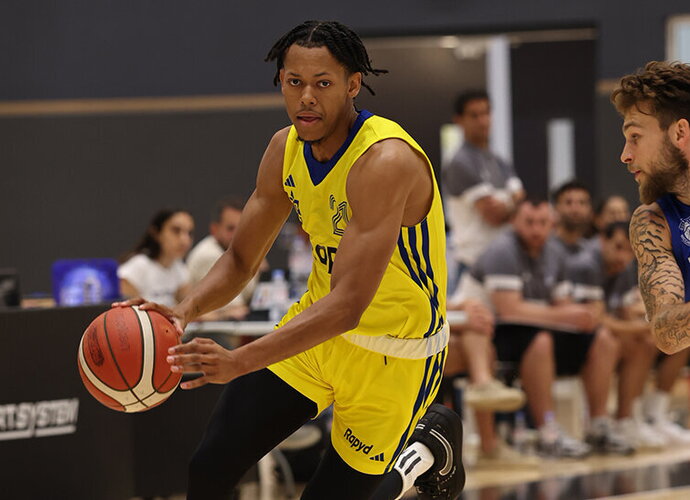 J.Dowtinas vedė „Maccabi“ į pergalę