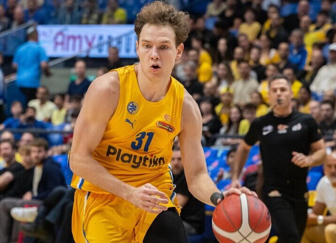 R.Jokubaitis pelnė 6 taškus