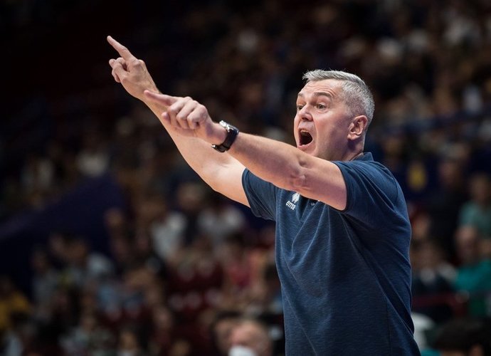 A.Bagatskis lieka darbuotis rinktinėje (FIBA Europe nuotr.)