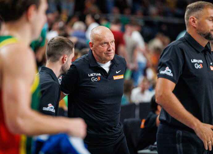 R.Kurtinaitis apžvelgė rinktinės pasirengimą (BNS nuotr.)