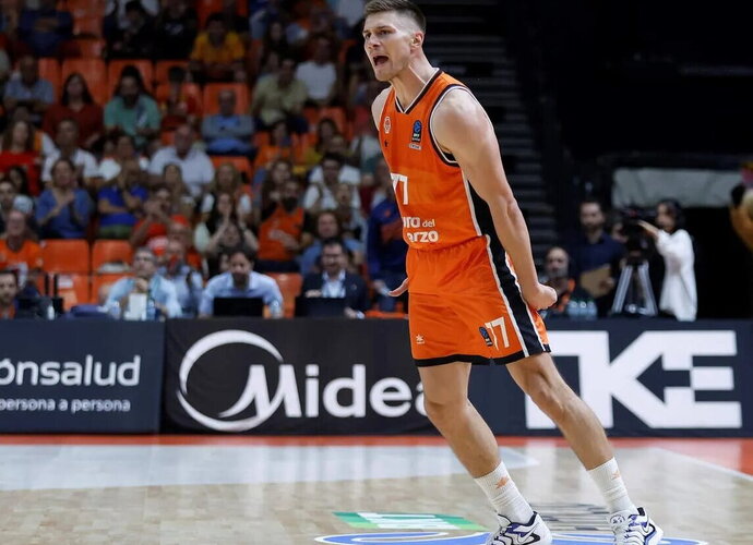 N.Sestina keičia komandą (Euroleague.net)