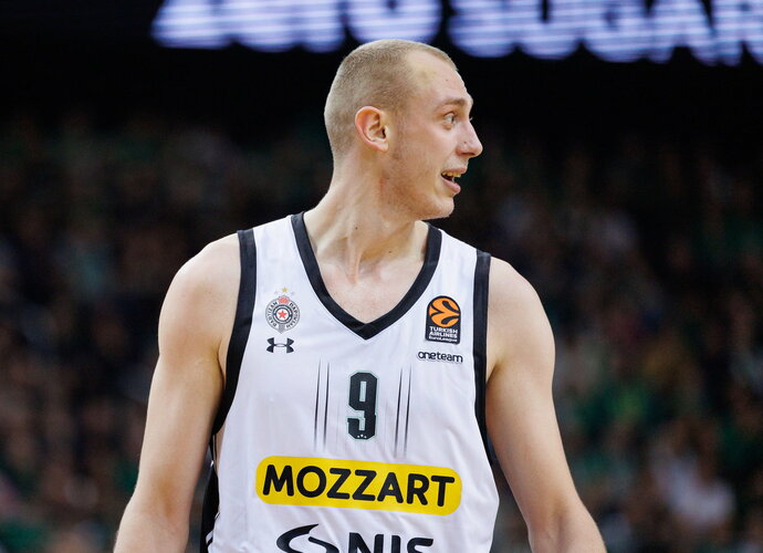 A.Smailagičius susižeidė riešą (BNS nuotr.)