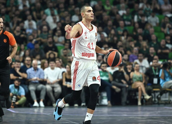 Y.Madaras grįžta į „Hapoel“