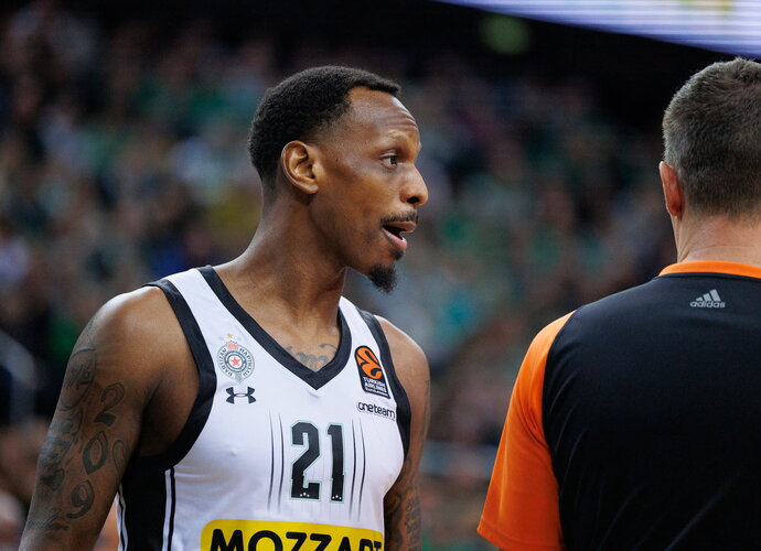 J.Nunnally kaltinamas sužalojęs varžovą (BNS nuotr.)