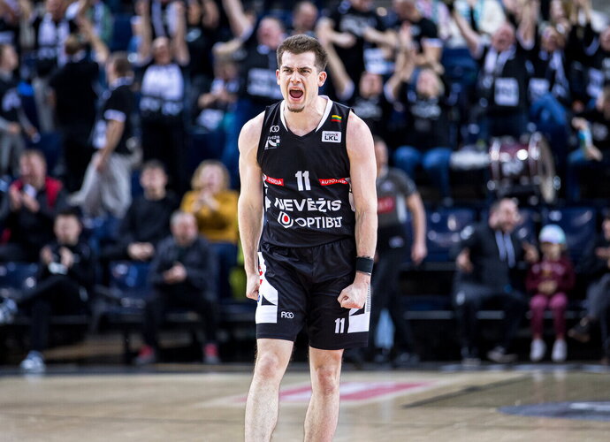 J.Girardas grįžo į Lietuvą (Foto: Rokas Lukoševičius)