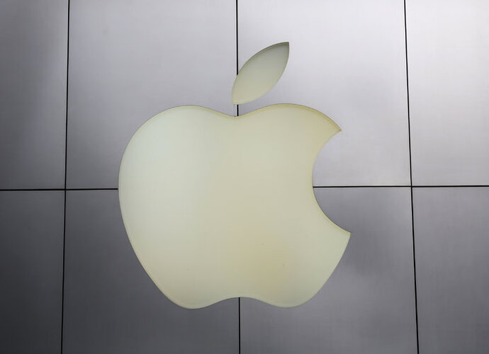 „Apple“ produkcija pasaulyje yra itin populiari (Scanpix nuotr.)