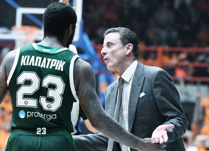 R.Pitino stos prie Graikijos rinktinės vairo