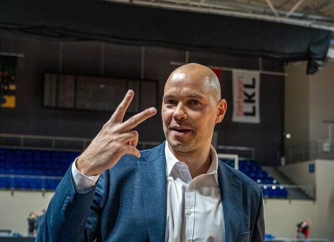 S.Babrauskas startavo dviem pergalėmis