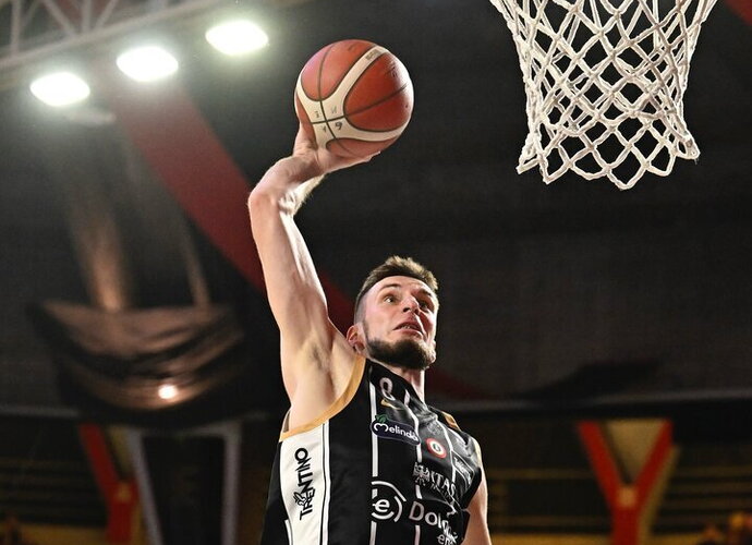 M.Jogėla pelnė 11 taškų