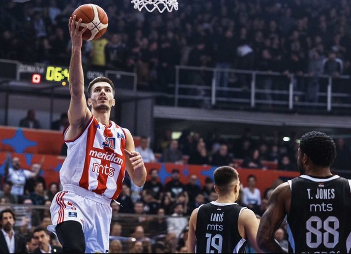 F.Petruševas dar iki pertraukos pelnė 15 taškų