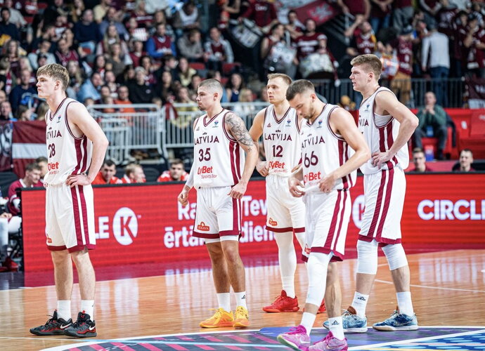 Latvija neklumpa (FIBA nuotr.)