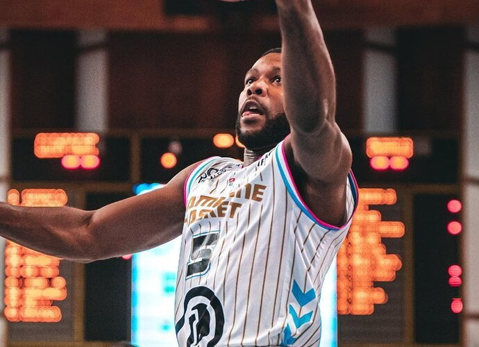 D.Ware'as žais Pasvalyje