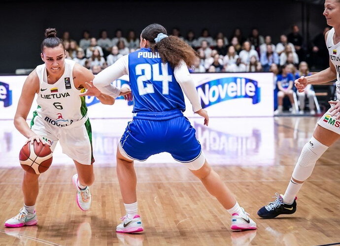 K.Nacickaitė vedė lietuves į pergalę (FIBA nuotr.)