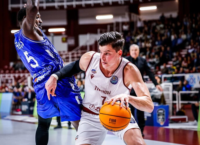 A.Alibegovičius gali keltis į Eurolygą (FIBA Europe nuotr.)