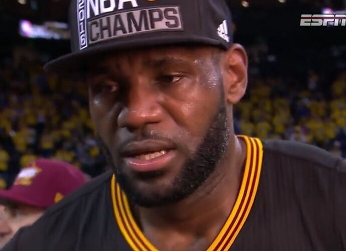 L.Jamesas verkė po triumfo NBA finale