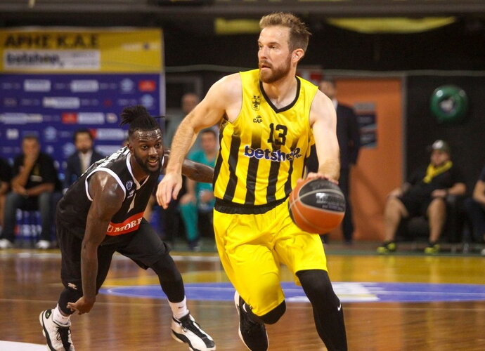 M.Gecevičius pelnė 19 taškų