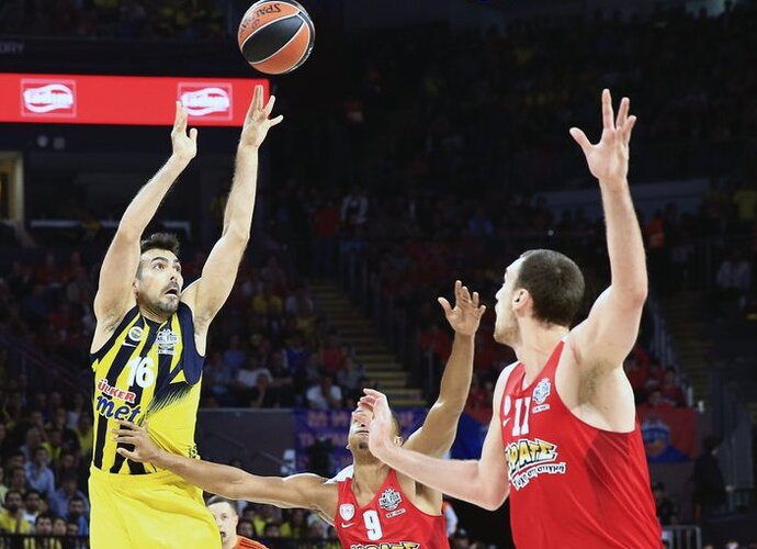 K.Sloukas lieka Eurolygos čempionų gretose (Scanpix nuotr.)