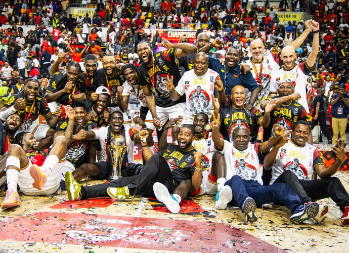Angola susigrąžino Afrikos čempionų vardą (FIBA nuotr.)