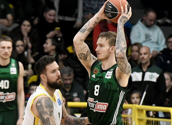 A.Balcerowskis kelsis į Malagą