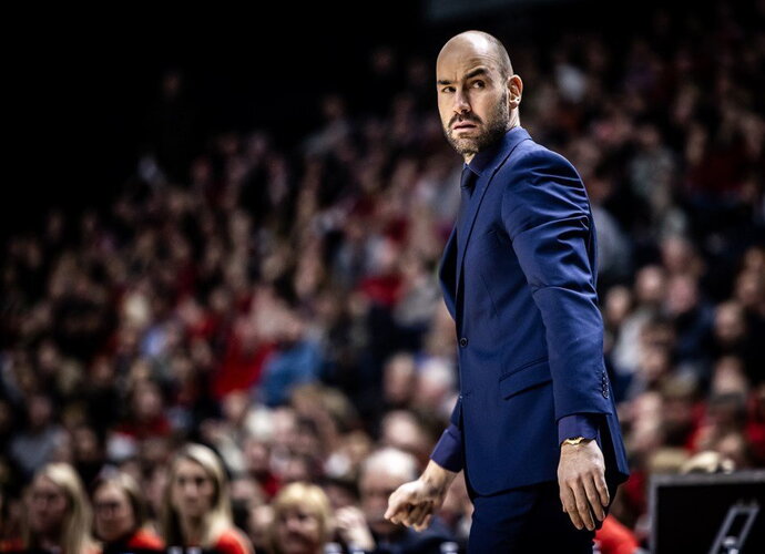 V.Spanoulis palieka Atėnų komandą (FIBA nuotr.)