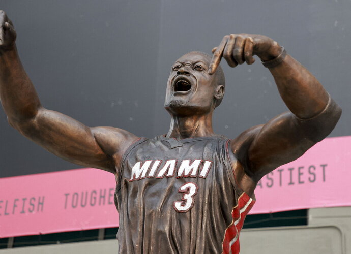 D.Wade'o statula sulaukė daug pajuokų (Scanpix nuotr.)