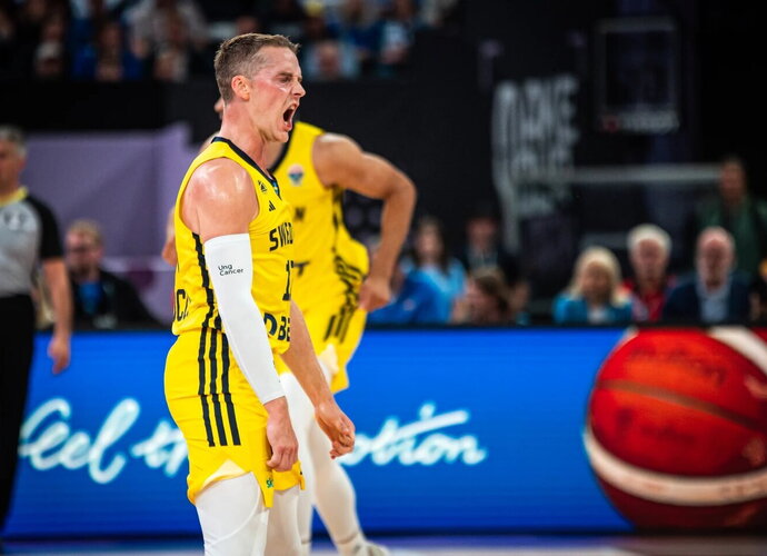 L.Hakansonas tapo Švedijos krepšinio veidu (FIBA Europe nuotr.)