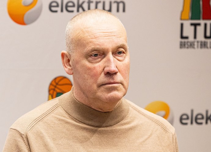 R.Kurtinaitis kalbėjo apie rinktinės reikalus (BNS nuotr.)