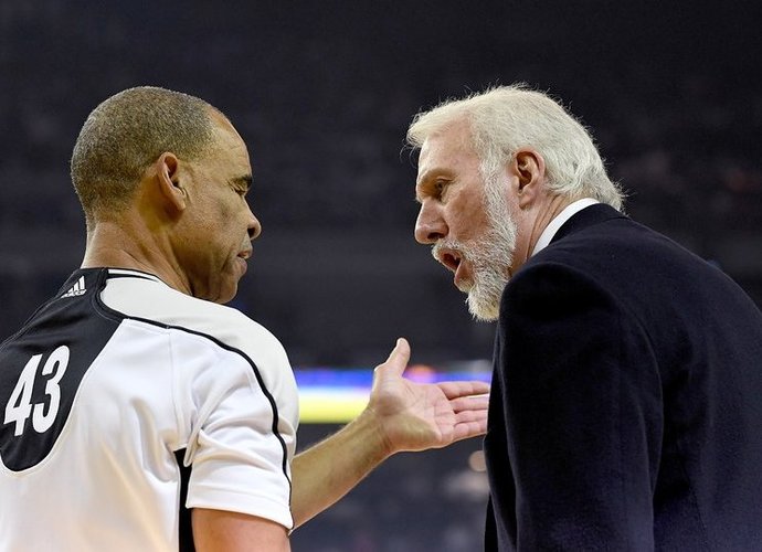 D.Crawfordas buvo vienas žymiausių NBA arbitrų (Scanpix nuotr.)
