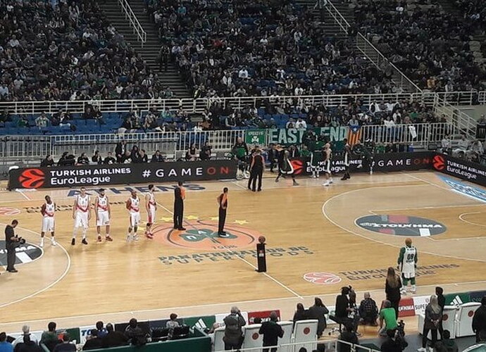 Eurolygos himno klausėsi tik „Baskonia“ žaidėjai