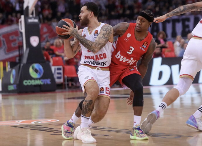 M.Jamesas žaidė ne savo stiliumi (Euroleague.net)
