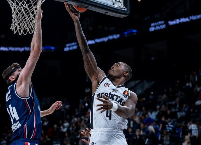 L.Walkeris Eurolygoje prisistatė jau su trečiu klubu (Euroleague.net)