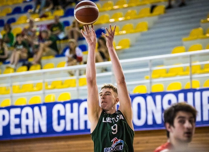 M.Krivas ves 20-mečius į priekį (FIBA Europe nuotr.)