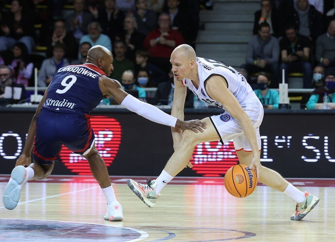 M.Girdžiūnas išplėšė pergalę (FIBA Europe nuotr.)