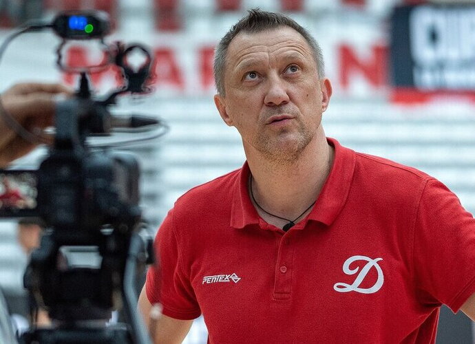Ž.Urbonas lieka dirbti klube