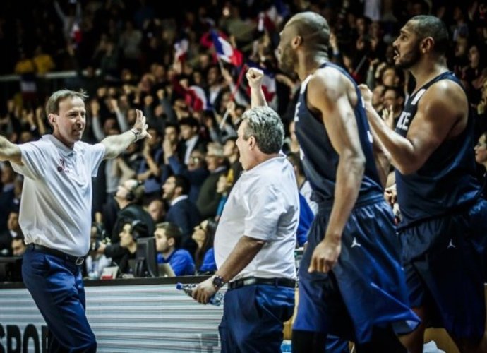 Prancūzai tik per plauką apgynė namų tvirtovę (FIBA Europe nuotr.)