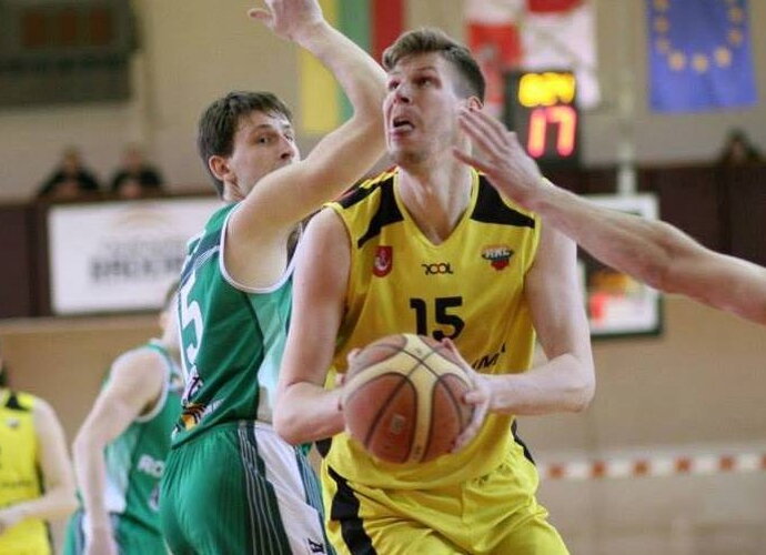 V.Šumskis sugrįžta į NKL