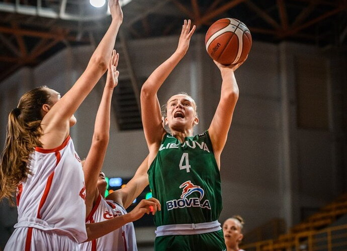 J.Jocytė buvo sunkiai sulaikoma (FIBA Europe nuotr.)