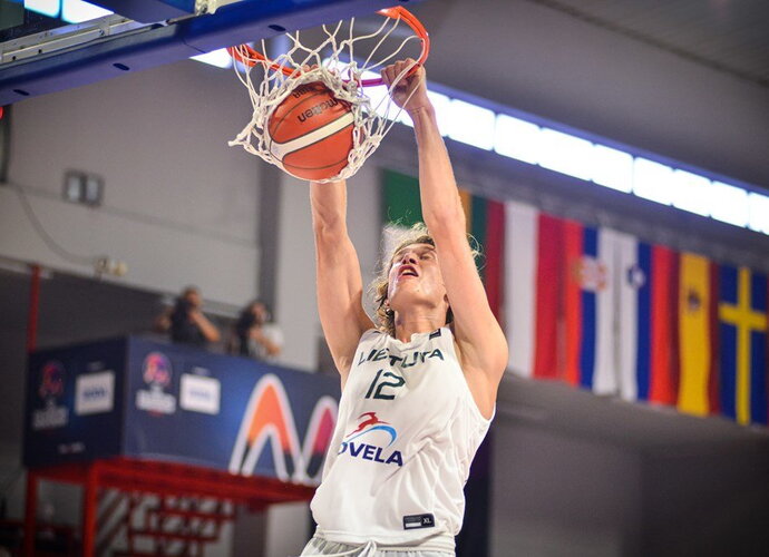 Lietuviai triumfavo prieš Švedijos krepšininkus (FIBA nuotr.)